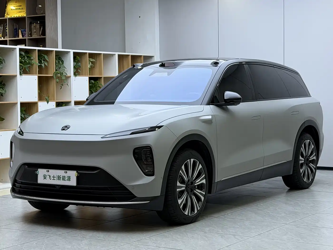 NIO ES8 2023 100kWh