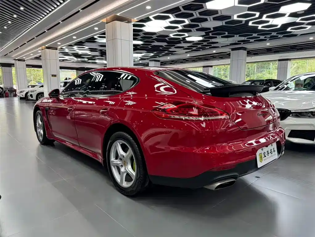 Porsche Panamera 2014 Panamera 3.0T фото 10