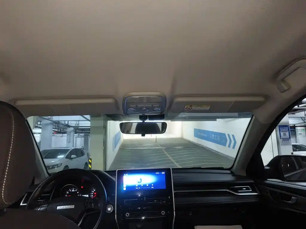Haval M6 2023 PLUS 1.5T DCT Elite Smart Connect фото 9