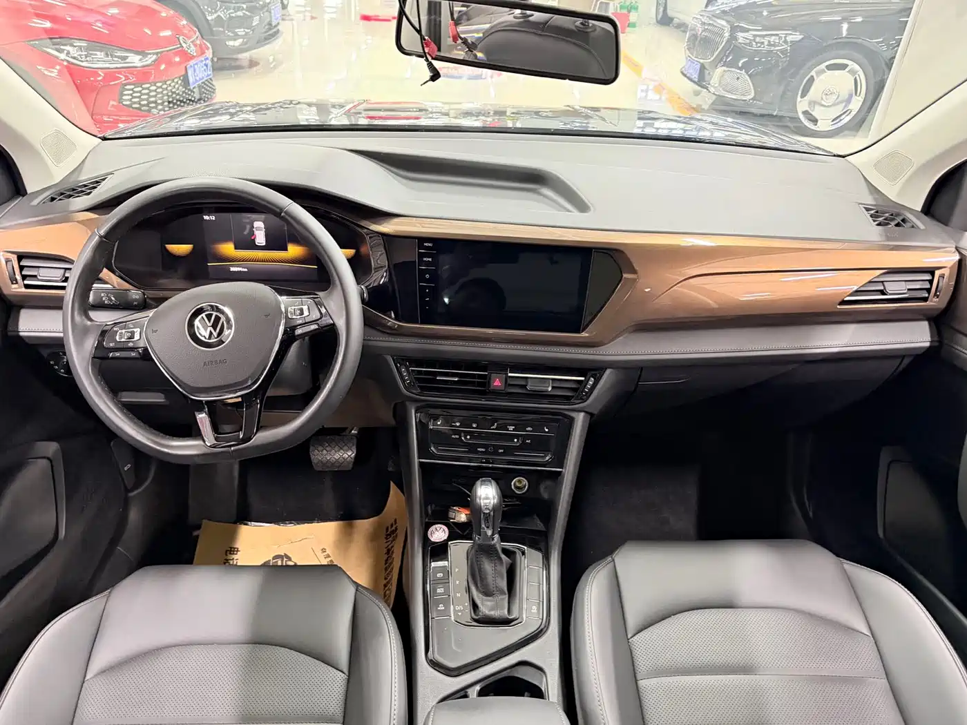Volkswagen Tharu 2022 280TSI FWD Luxury Edition фото 6