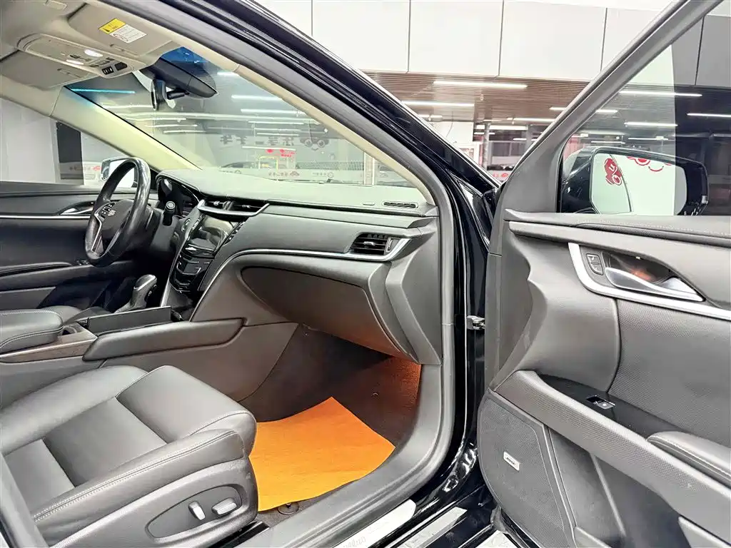 Cadillac XTS 2018 28T Technology фото 19