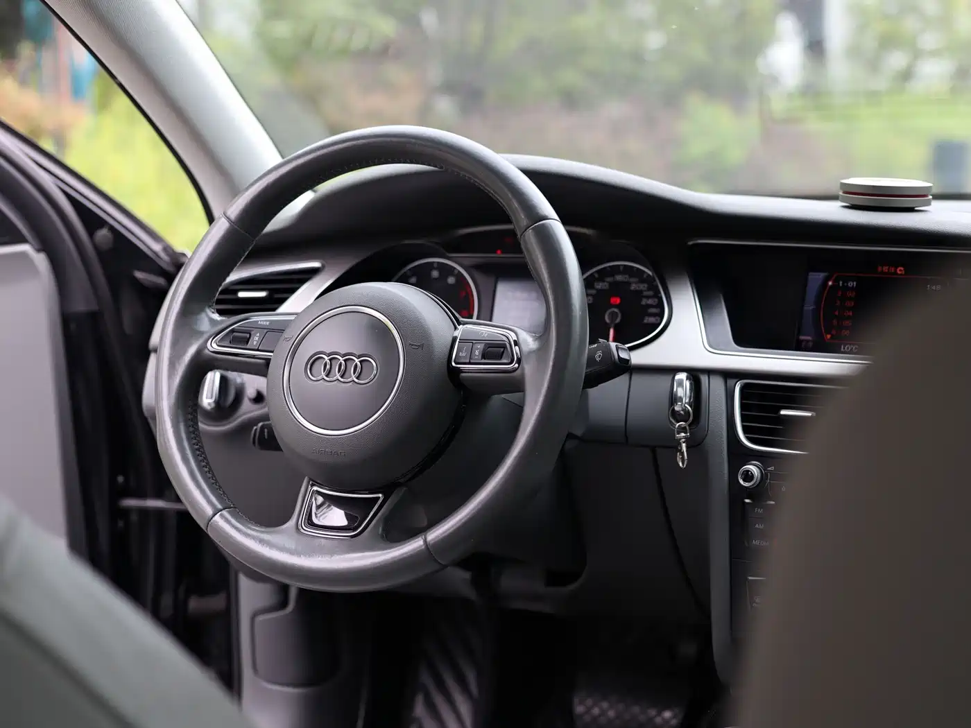 Фото 18 - Audi A4L