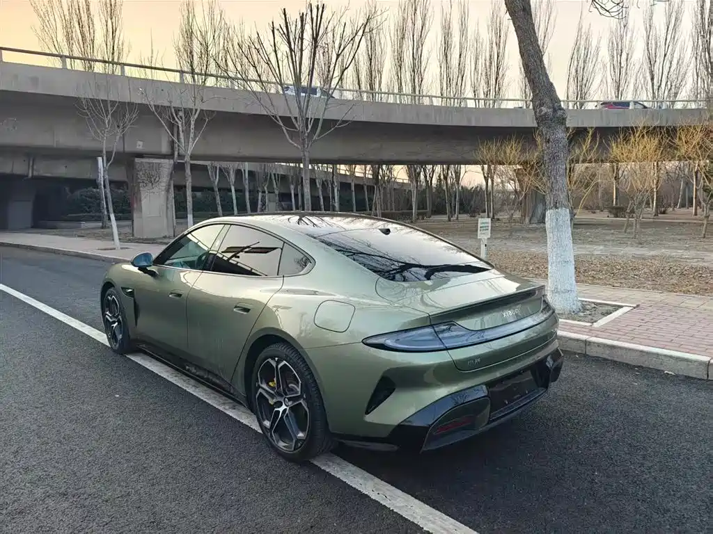 XIAOMI CAR XIAOMI SU7