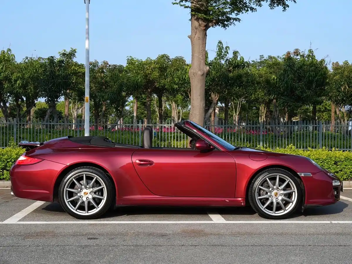 Porsche 911 2010 Carrera Cabriolet 3.6L фото 5