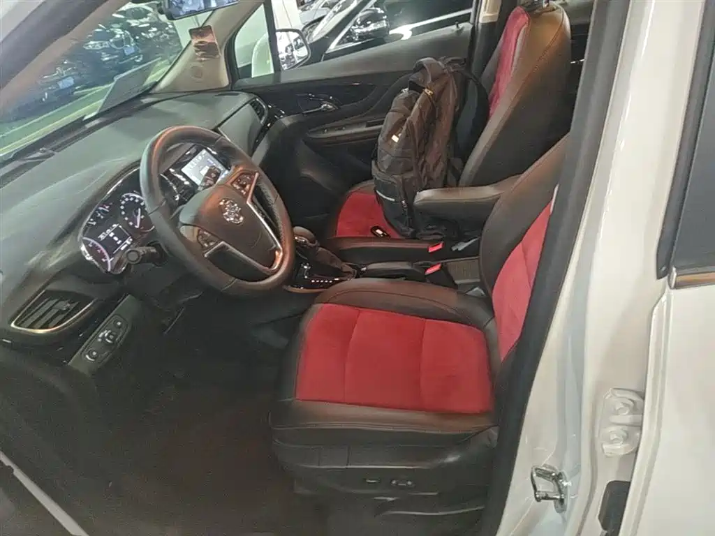 Buick Encore 2018 18T Automatic 2WD Urban Elite фото 15