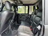 Фото 6 - Jeep Wrangler