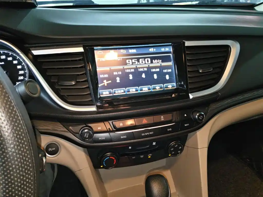 Buick Excelle 2016 15N Automatic Elite фото 13