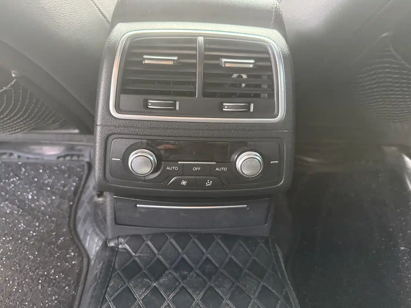 Audi A6L 2017 30 FSI Comfort фото 11