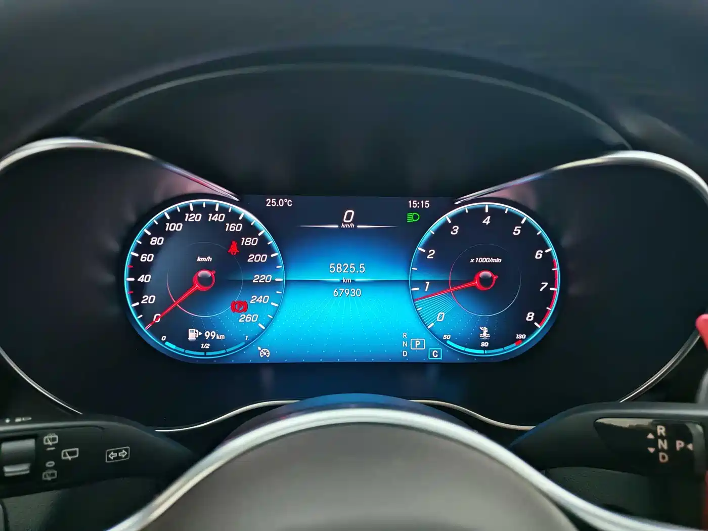 Mercedes-Benz GLC 2021 GLC 260 L 4MATIC Sporty фото 7