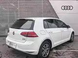 Фото 8 - Volkswagen Golf