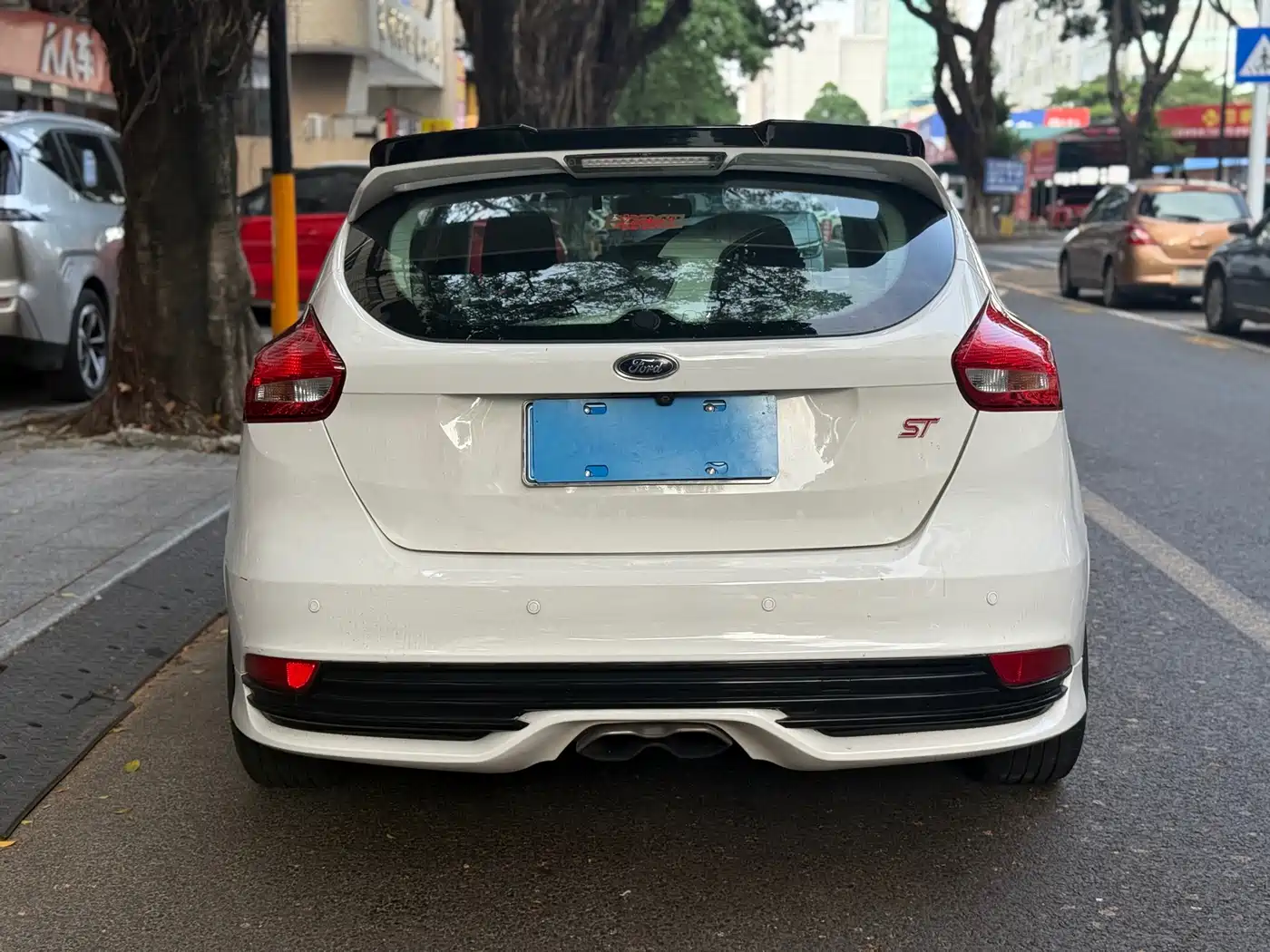 Ford Focus 2018 2018 Hatchback Classic 1.6L Automatic Comfort Smart Edition