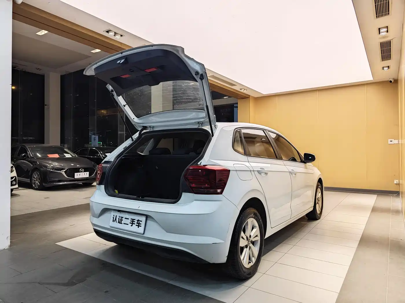 Volkswagen Polo 2023 Facelift Plus 1.5L Auto Joyful Living Edition фото 29