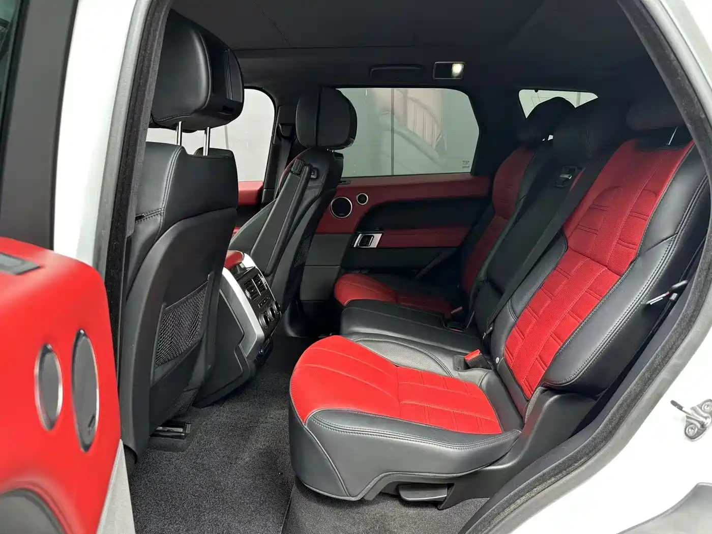 Land Rover Range Rover Sport 2014 5.0 SC V8 Dynamic Genesis Edition фото 9