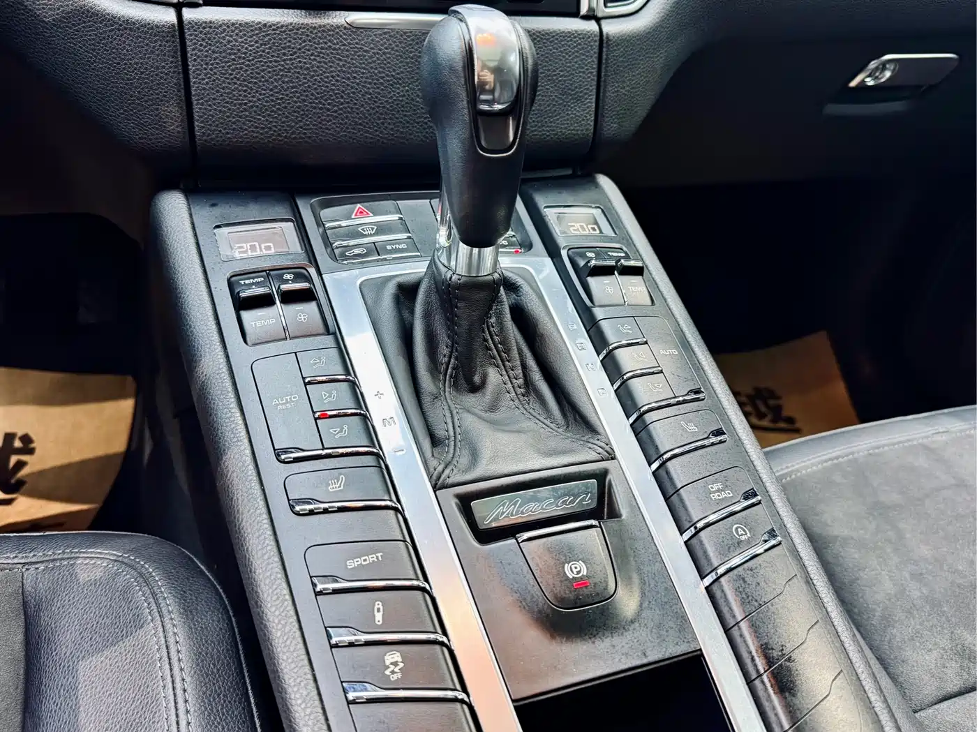 Porsche Macan 2014 Macan 2.0T фото 15