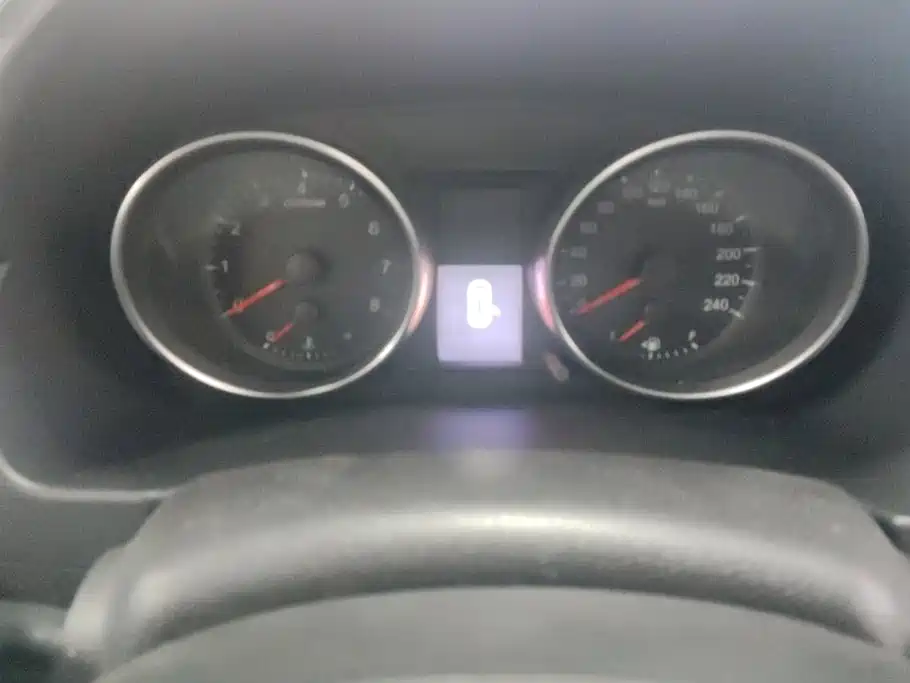 Фото 14 - Haval M6
