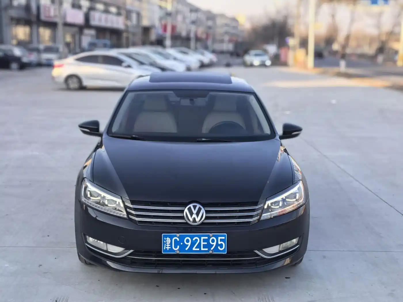 Volkswagen Passat 2013 1.8TSI DSG Zunrong фото 2
