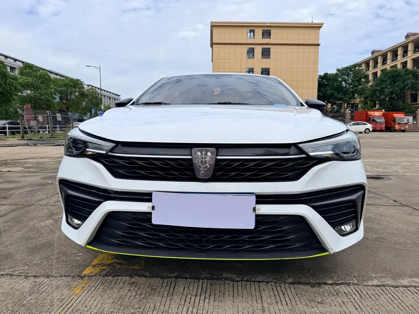 ROEWE I5