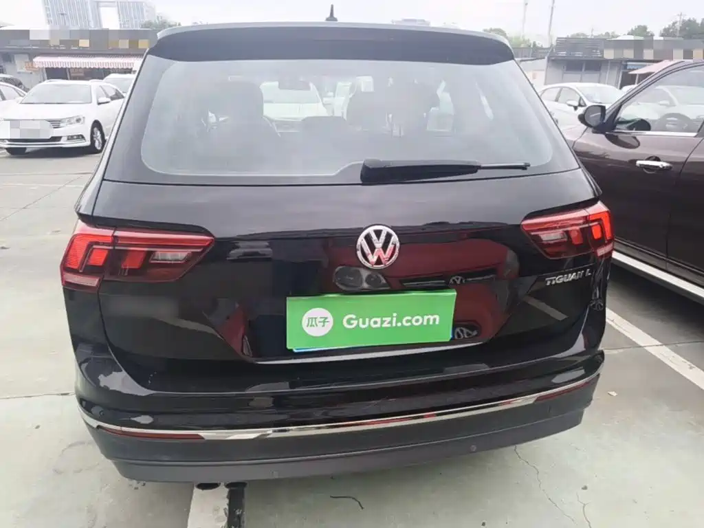 Фото 6 - Volkswagen Tiguan L