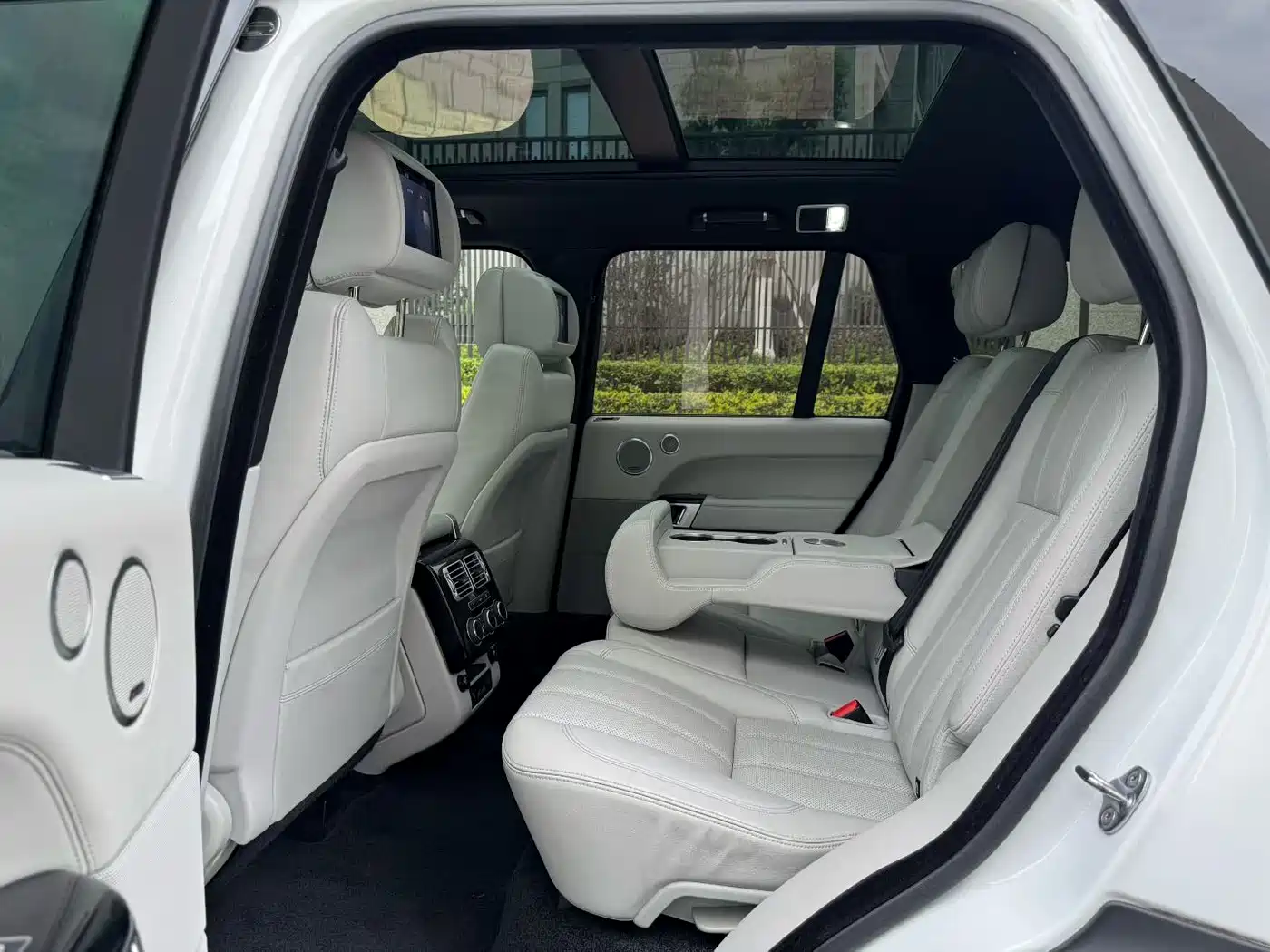 Land Rover Range Rover 2017 3.0 SC V6 Vogue фото 10