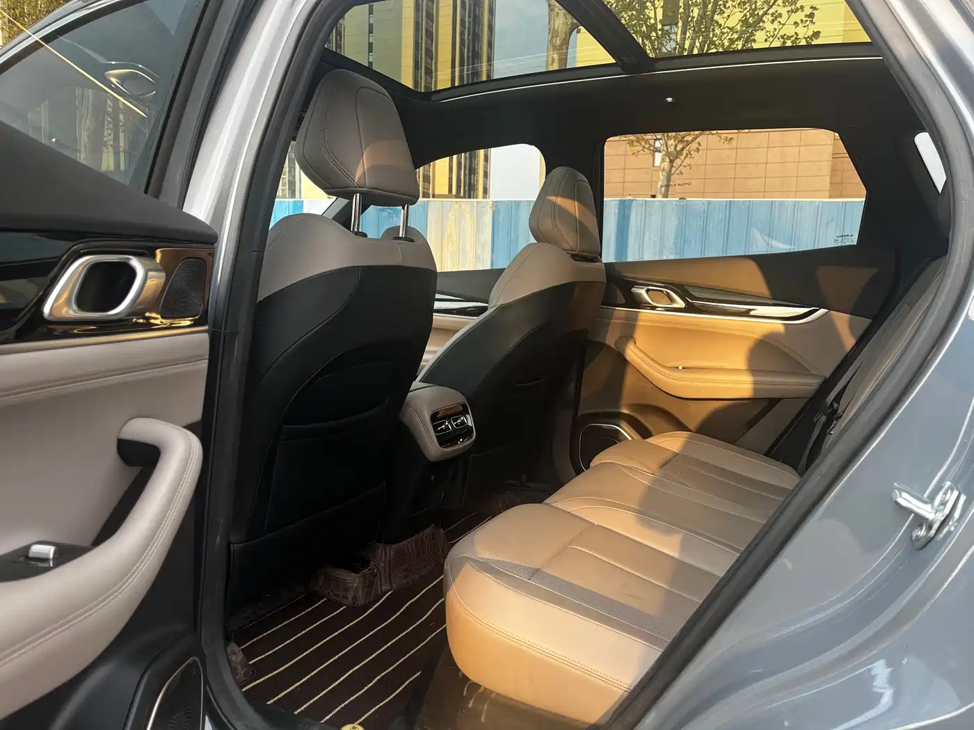 GEELY AUTOMOBILE BOYUE L