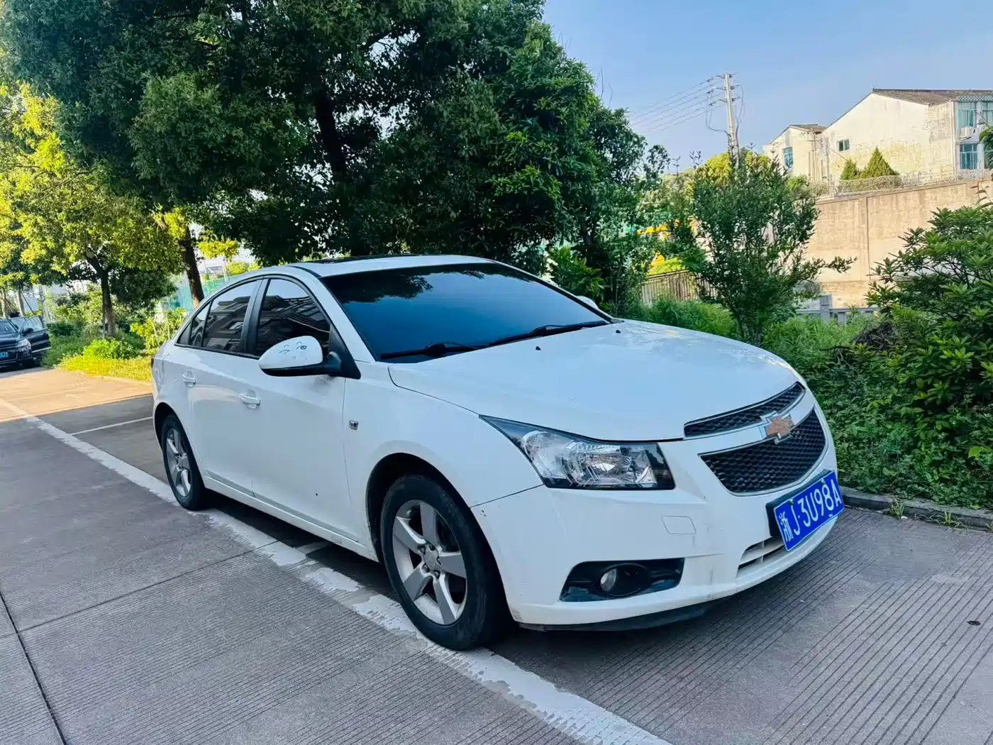 Chevrolet Cruze 2013 Model 1.8L SE AT фото 3