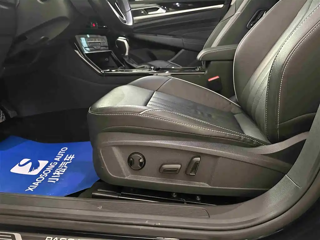 VOLKSWAGEN PASSAT NEW ENERGY