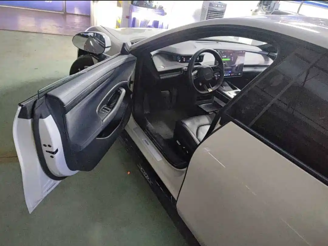 XIAOMI CAR XIAOMI SU7