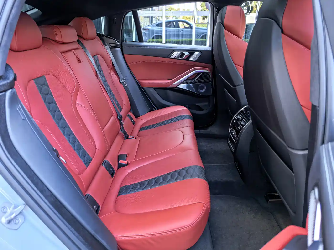 BMW X6 M 2023 Model X6 M Thunder Edition фото 37