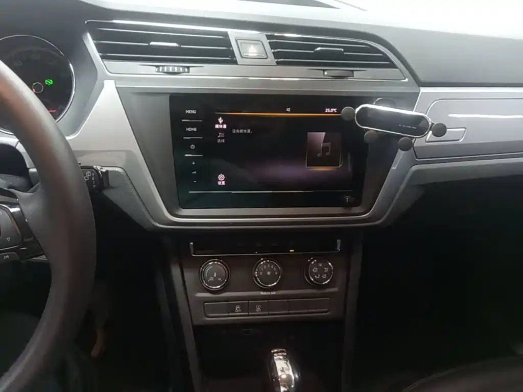 Volkswagen Touran 2021 2021 Touran L 280TSI DSG Trend Edition 7-seater