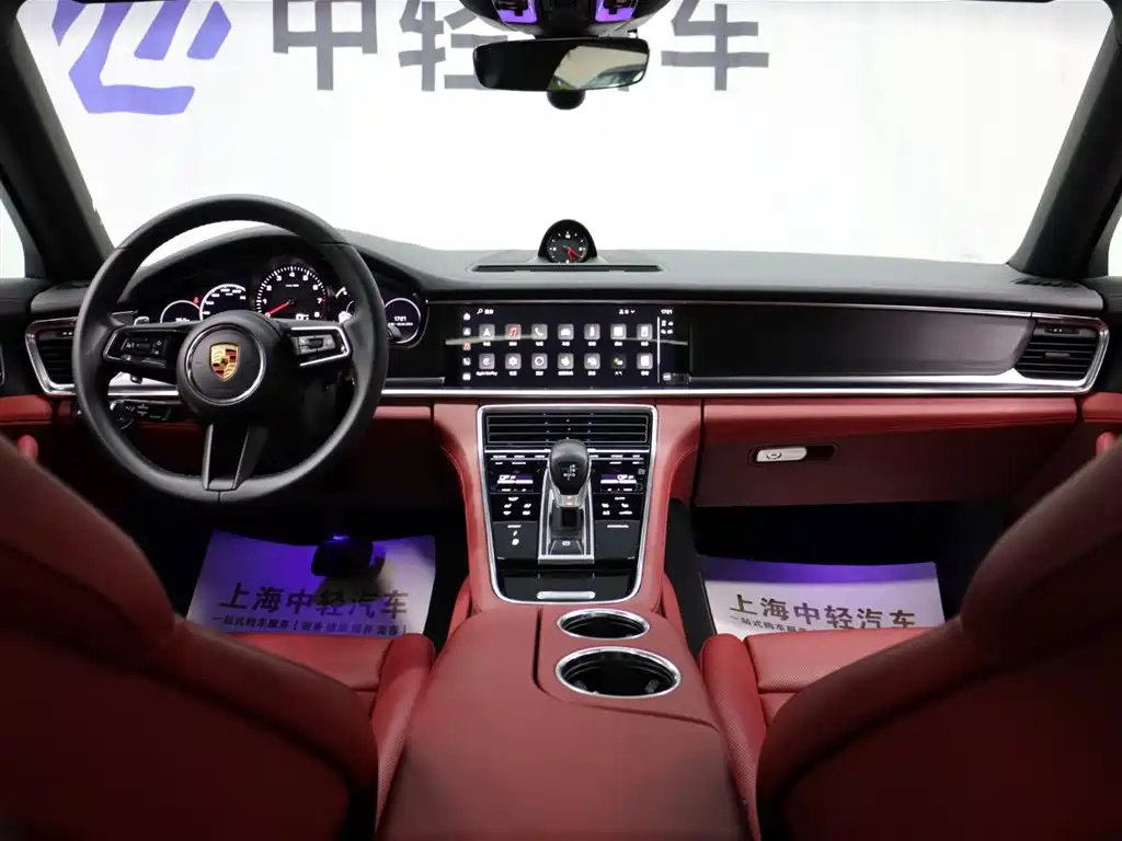  PANAMERA