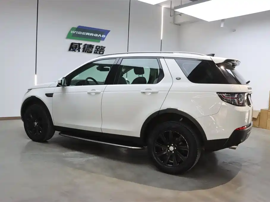 Land Rover Discovery Sport 2019 240PS SE Edition China VI фото 7