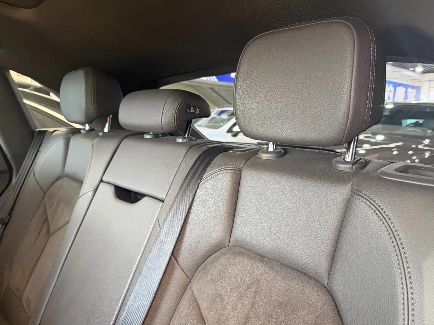 Porsche Macan 2017 Macan 2.0T фото 16