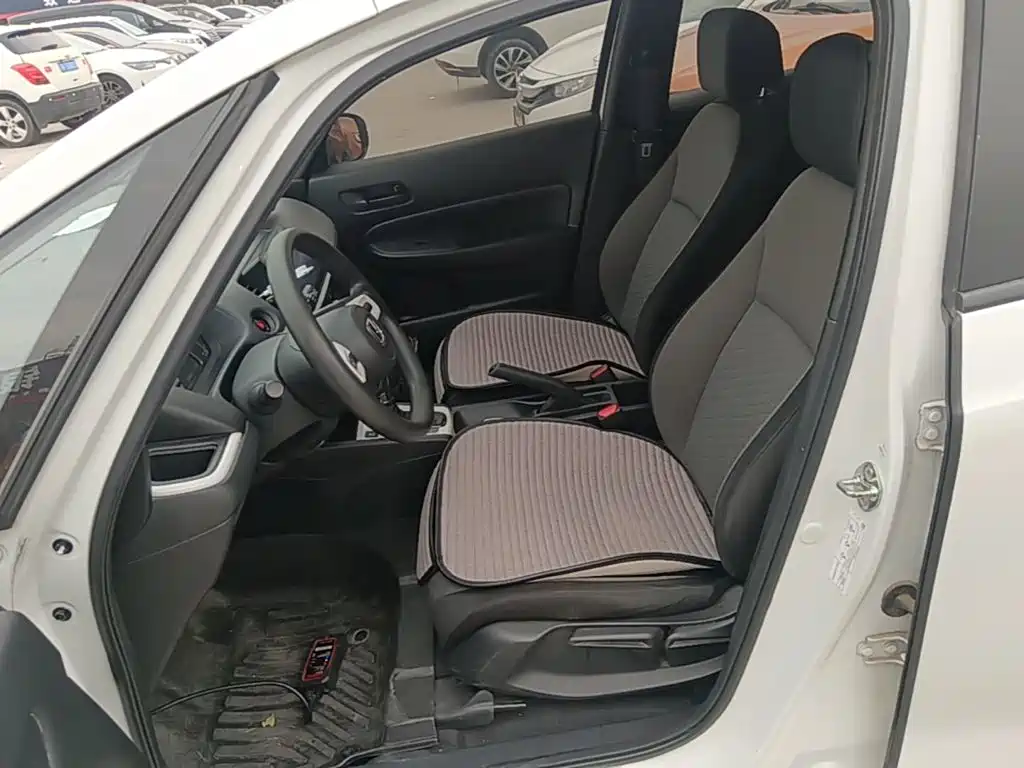 صورة 15 - Honda Fit