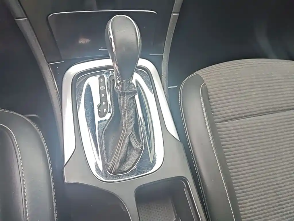Buick Regal 2015 1.6T Leading Tech Edition фото 14