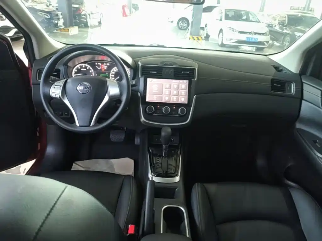 Nissan Tiida, миниатюра 10