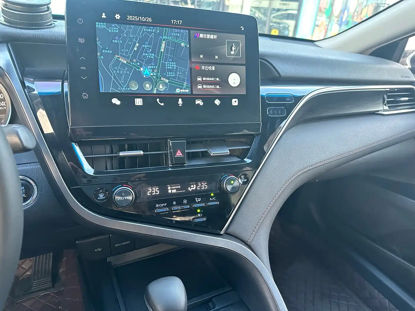 Toyota Camry 2021 2.0G Luxury Edition фото 12