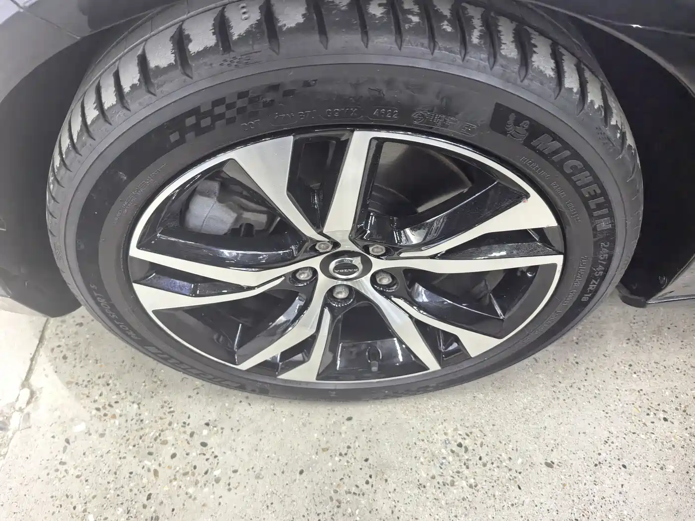 VOLVO S90 PLUG-IN HYBRID