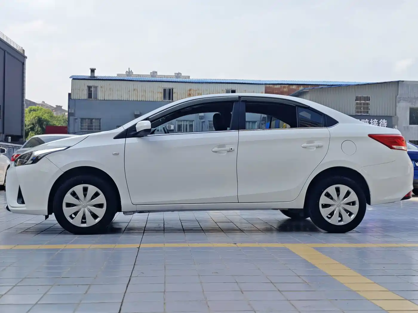 Toyota YARiS L Zhi Xiang 2017 2017 1.5E Manual Charming Edition