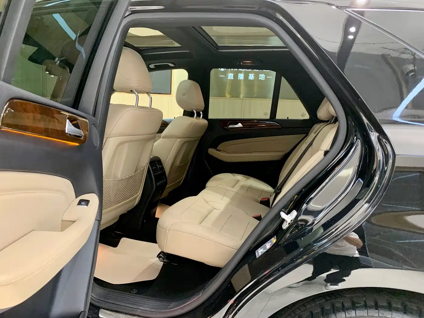 Mercedes-Benz M-Class 2015 ML 400 4MATIC Luxury фото 7