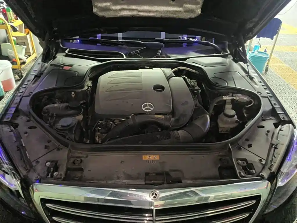 Фото 3 - Mercedes-Benz S-Class