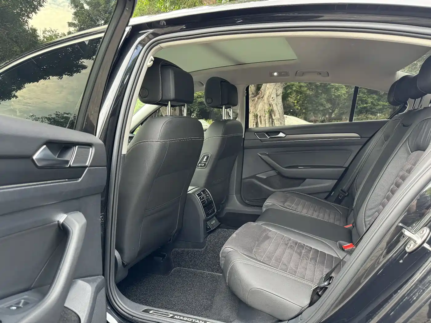 Volkswagen Magotan 2020 380TSI DSG Luxury фото 5