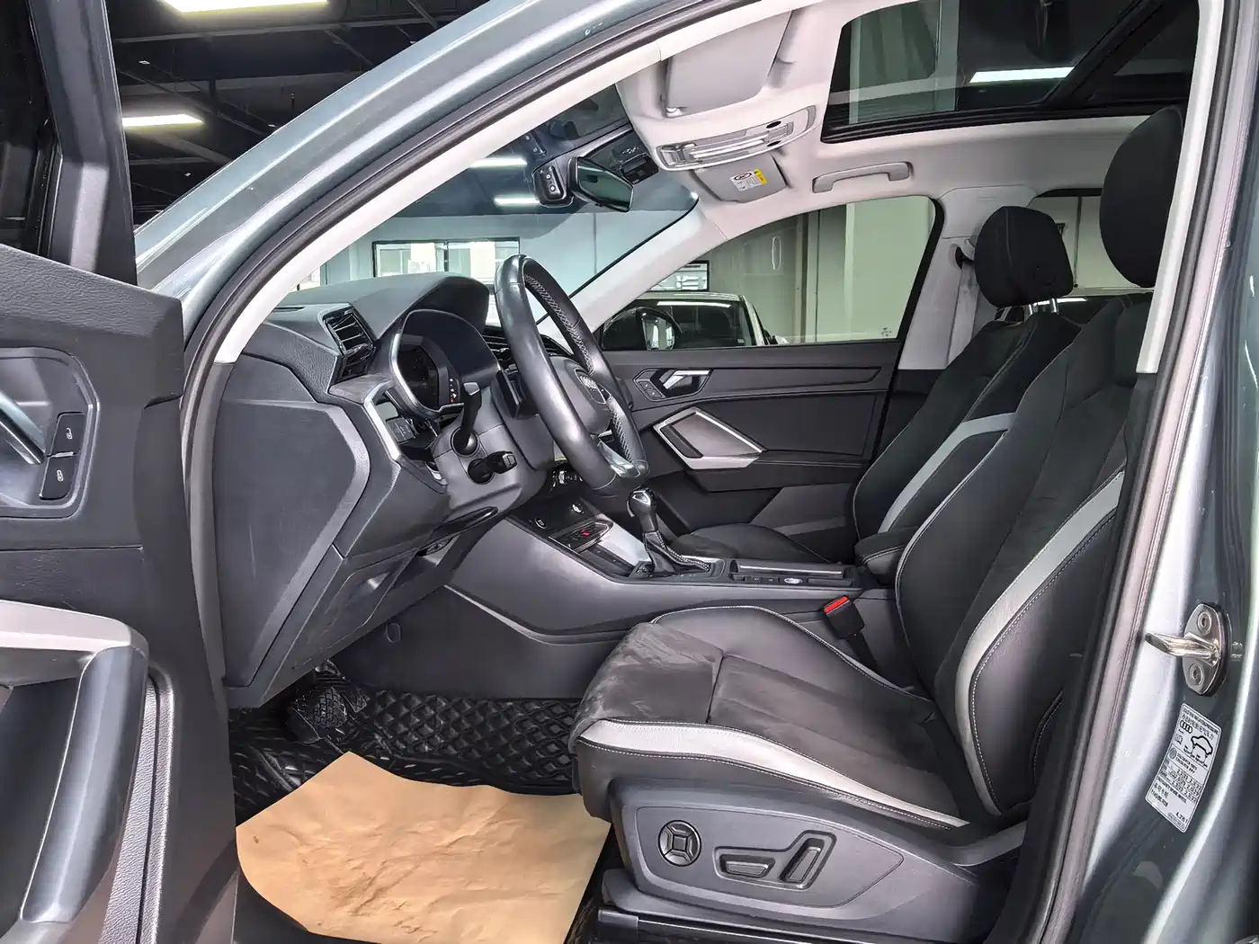Audi Q3 2022 35 TFSI Fashion Dynamic фото 9