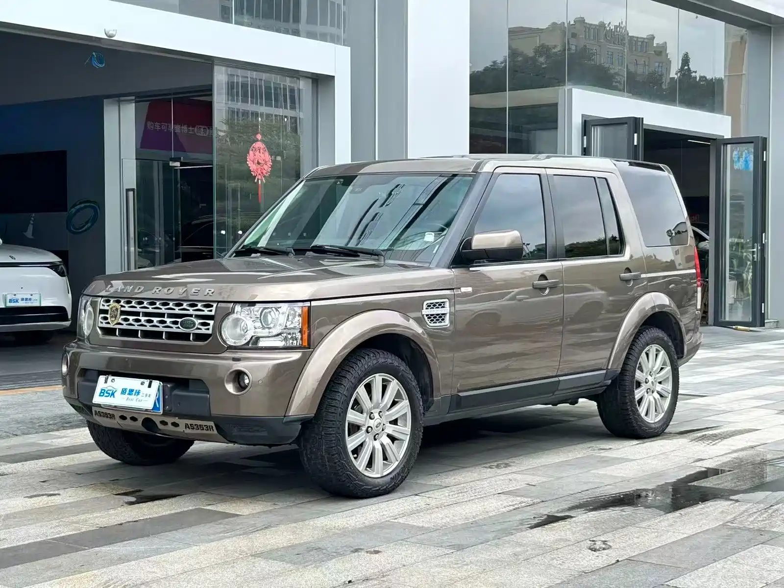 Фото 1 - Land Rover Discovery