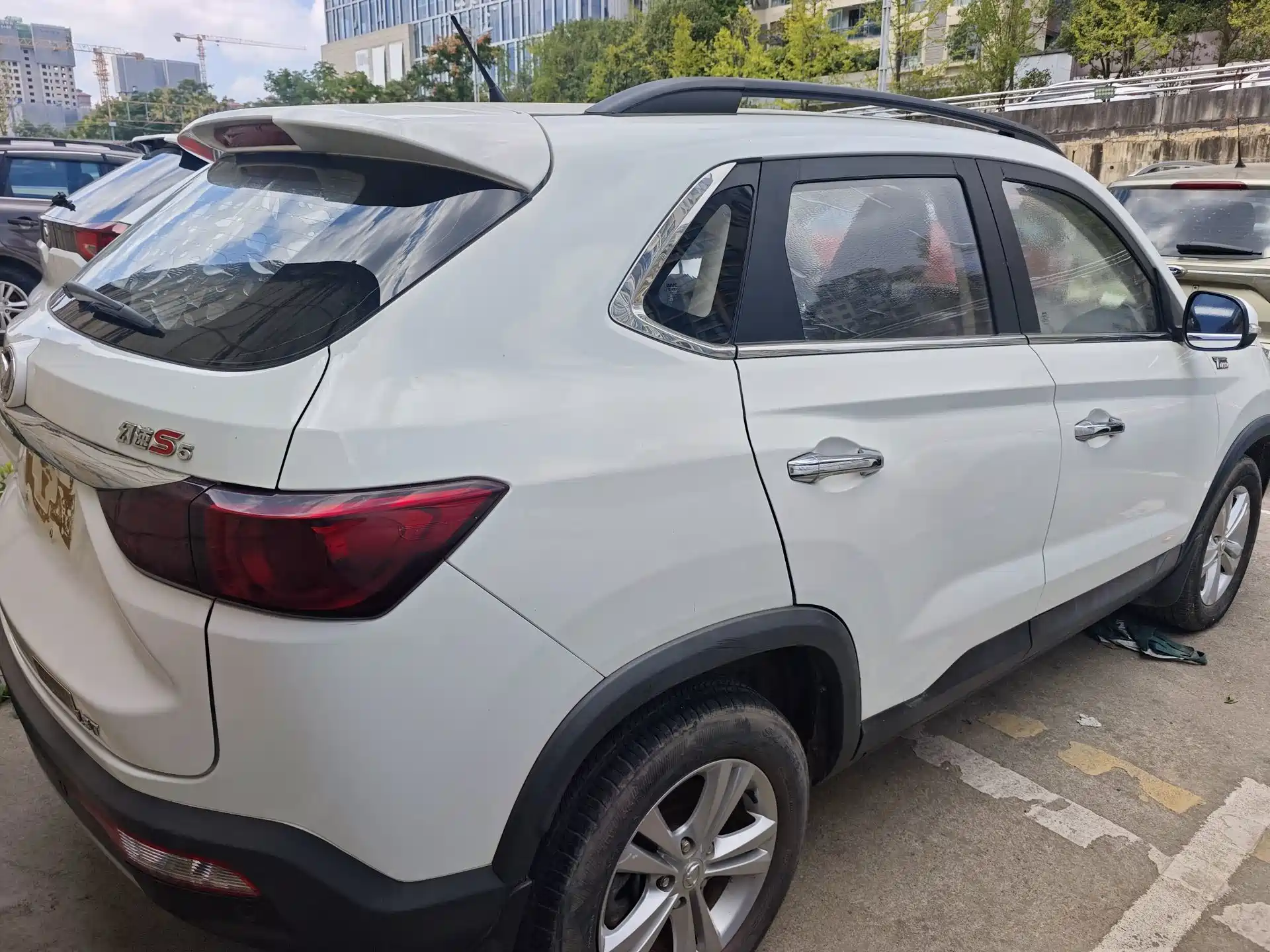 Фото 8 - BAIC Huansu S5