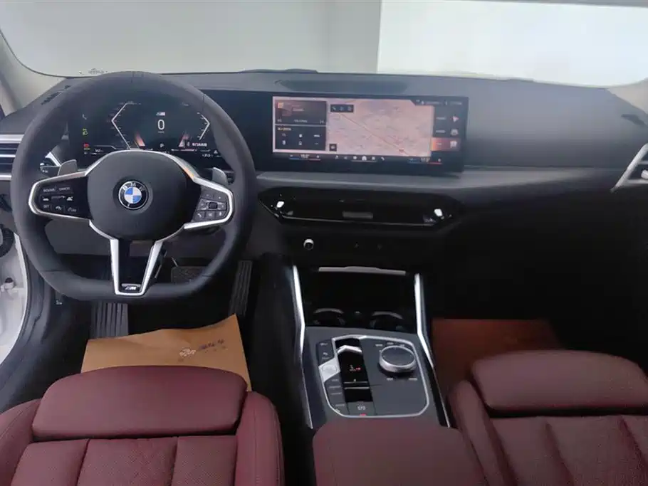 BMW 3 Series 2025 325Li M Sport Package фото 12