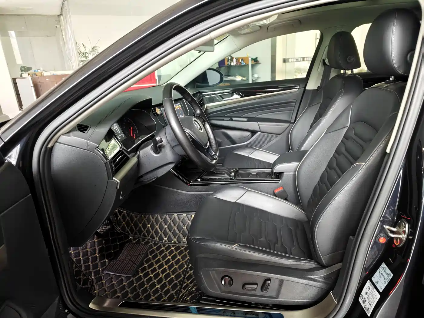 Volkswagen Passat 2019 330TSI Elite Version China VI фото 10
