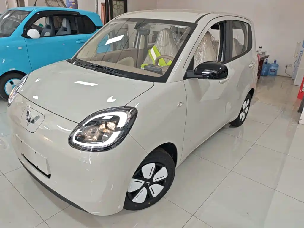 Wuling Motors Hongguang MINIEV 2026 2025 4-Door Advanced