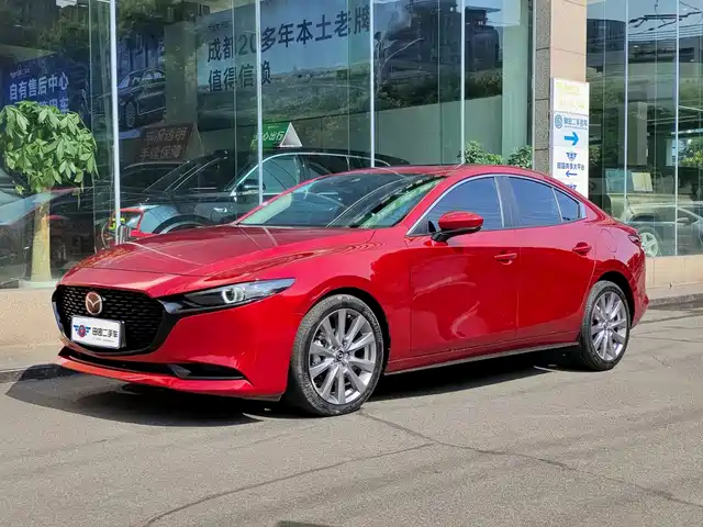 Mazda Mazda3 Axela 2.0L, Автомат, Элеганс