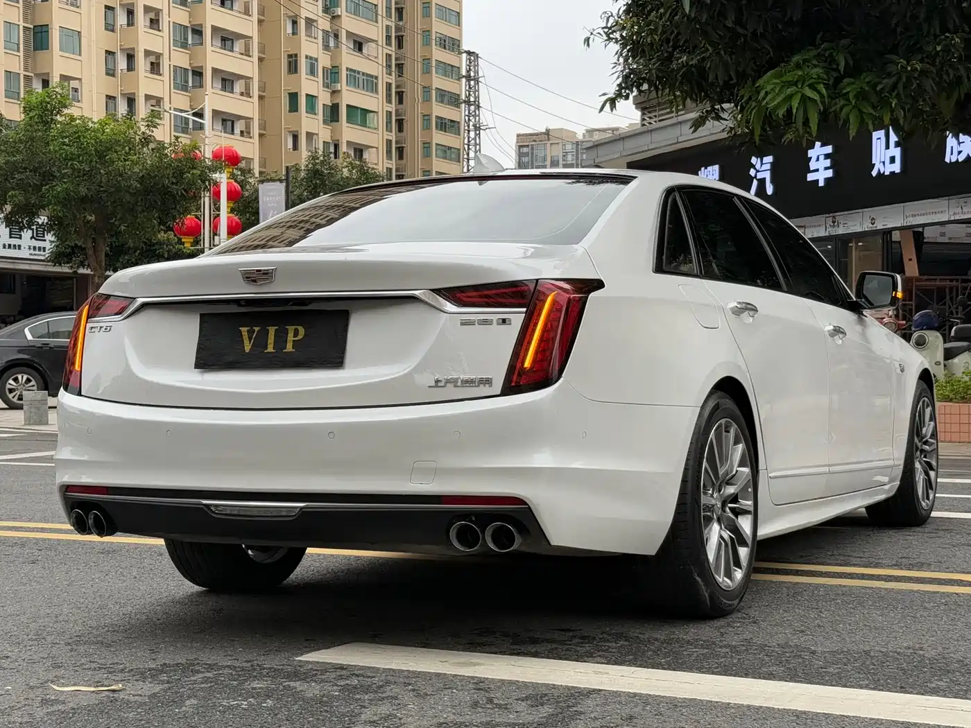 CADILLAC CT6