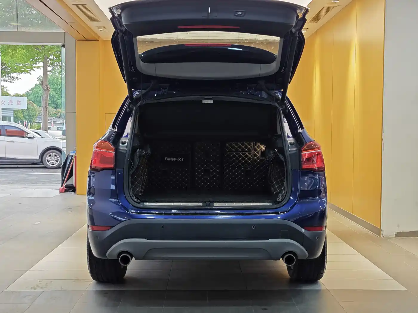 BMW X1 2019 sDrive20Li Leading Model фото 28
